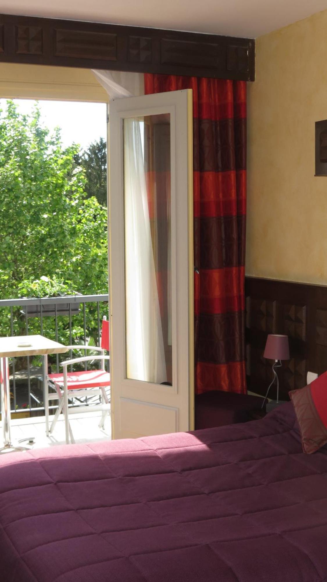 Logis Hotel Restaurant Chez Nous Sainte-Croix  Номер фото