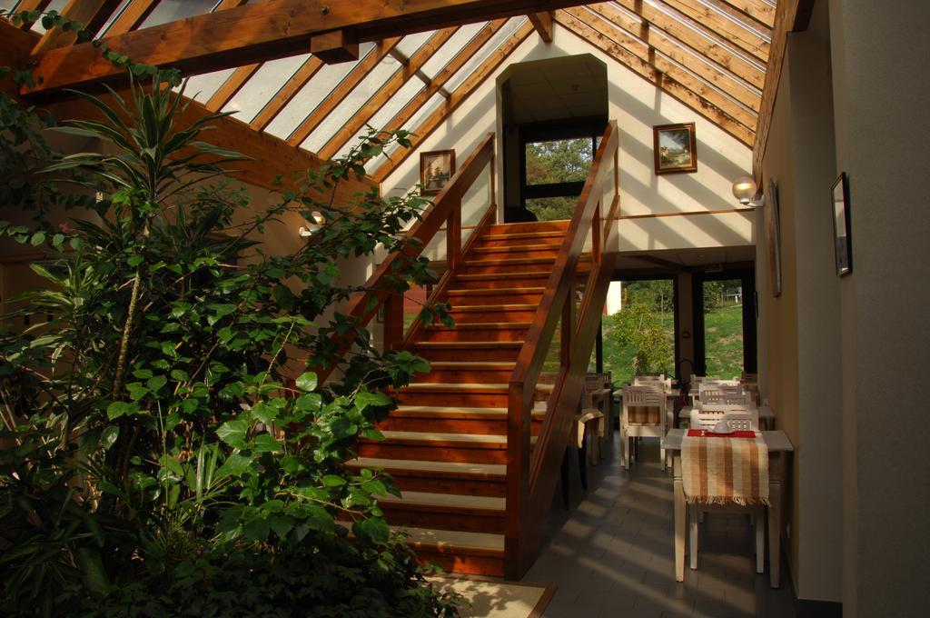 Logis Hotel Restaurant Chez Nous Sainte-Croix  Номер фото